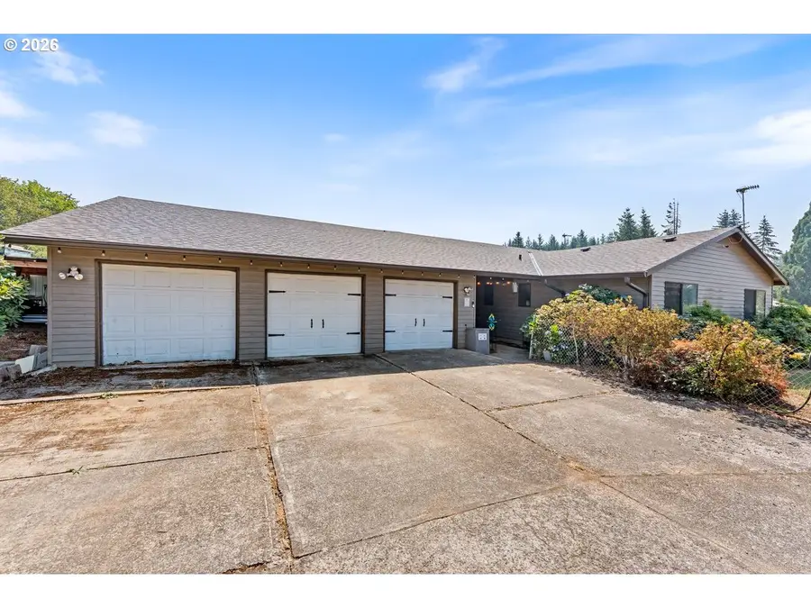 38100 SE Coupland Rd, Estacada, OR 97023 - #2