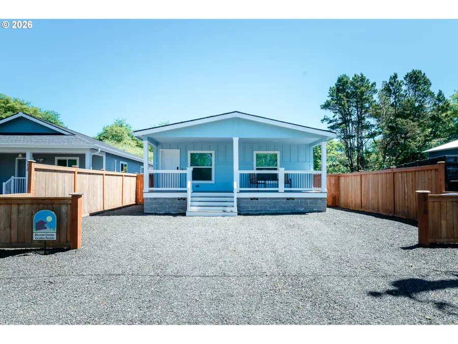 710 N 3rd Street, Westport, WA 98595 - #2