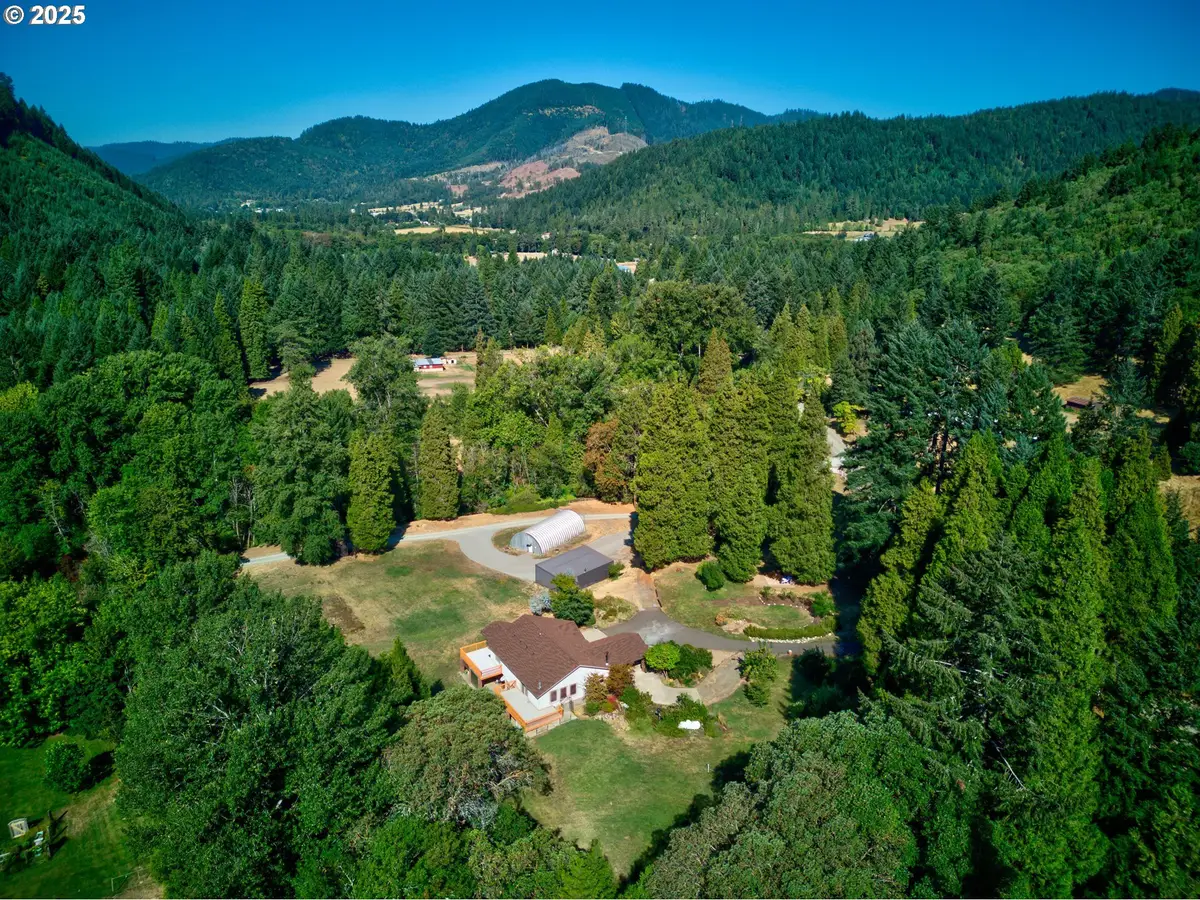 913 Starveout Creek Rd, Azalea, OR 97410 - #1
