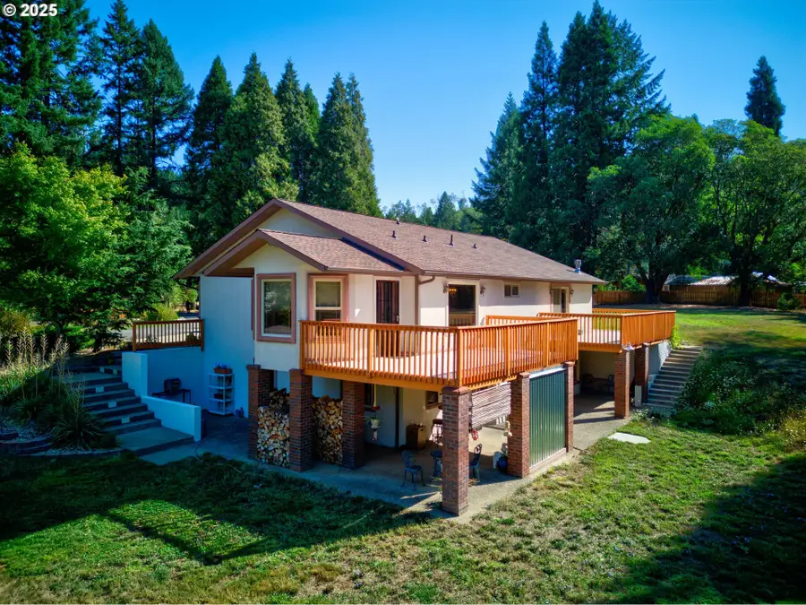 913 Starveout Creek Rd, Azalea, OR 97410 - #3