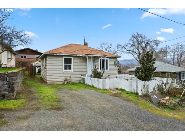 1309 Perkins St, TheDalles, OR 97058
