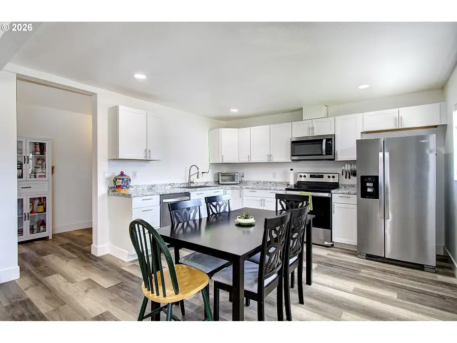 605 Mill St, Kelso, WA 98626 - #2