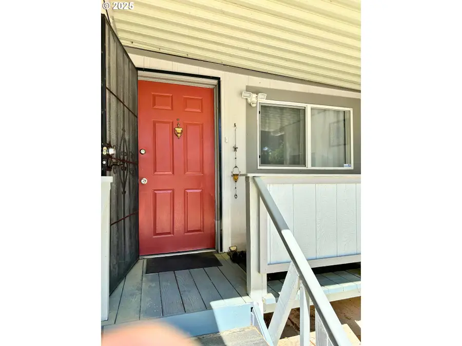 1600 Rhododendron Dr #218, Florence, OR 97439 - Image #2