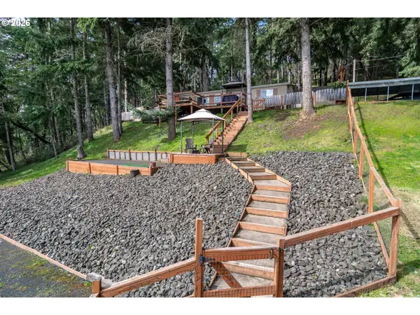 1256 Westview Dr, Roseburg, OR 97471