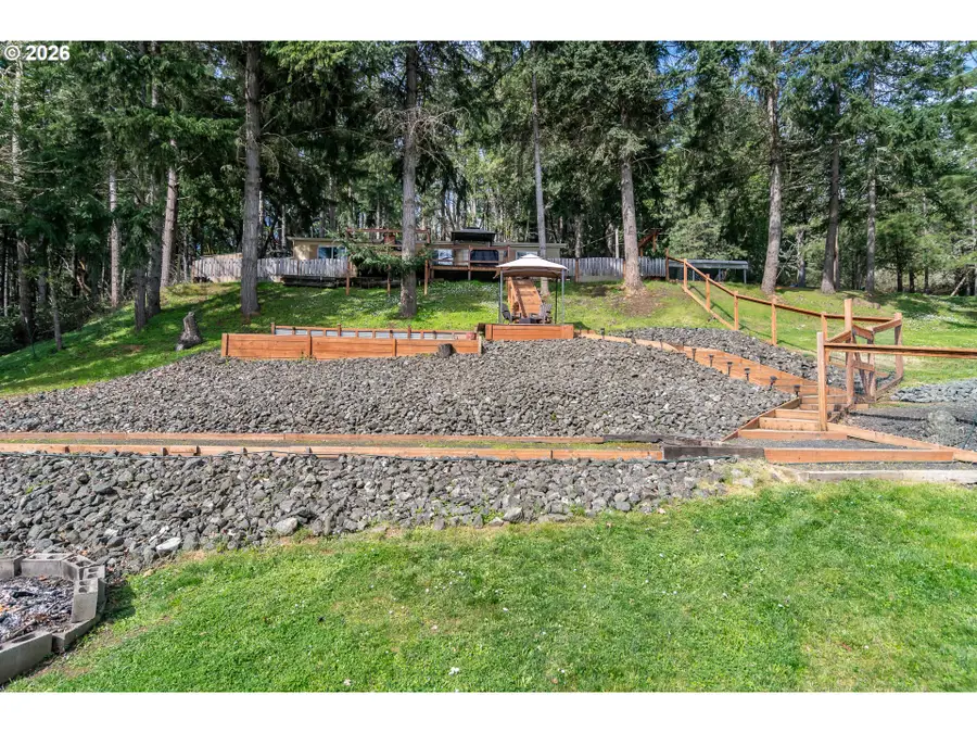 1256 Westview Dr, Roseburg, OR 97471 - #2