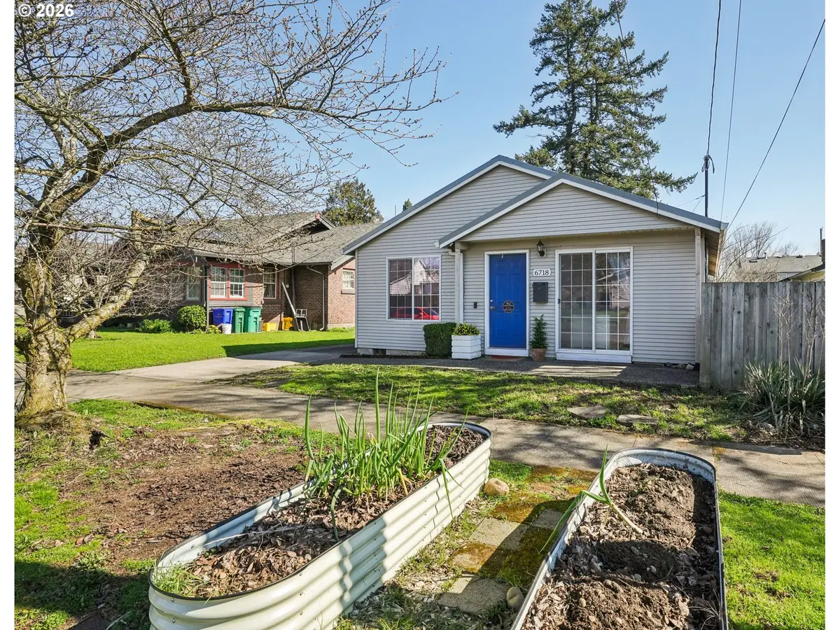 6718 SE 86th Ave, Portland, OR 97266 - #1