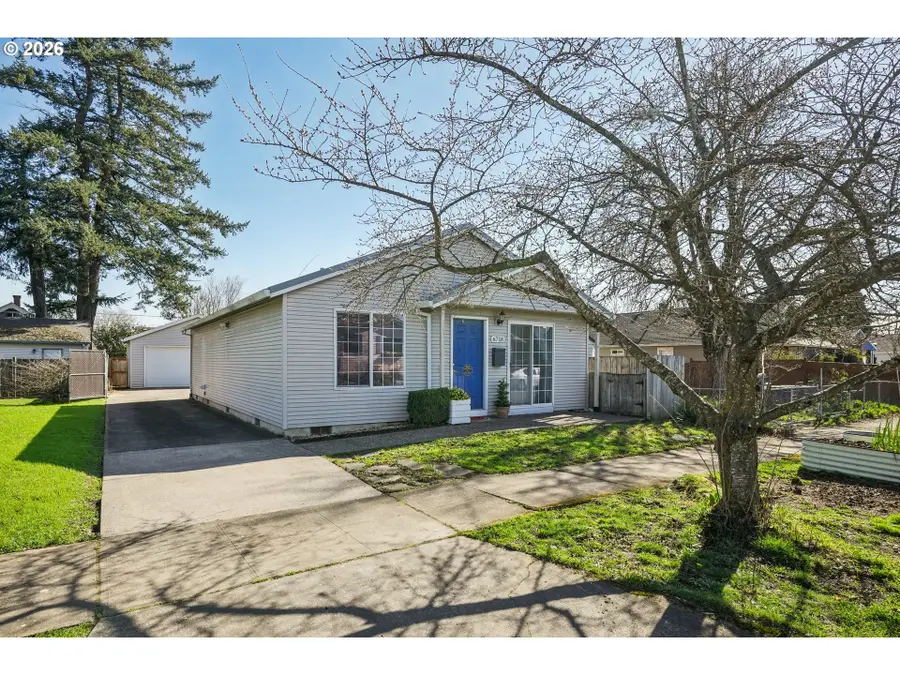 6718 SE 86th Ave, Portland, OR 97266 - #2