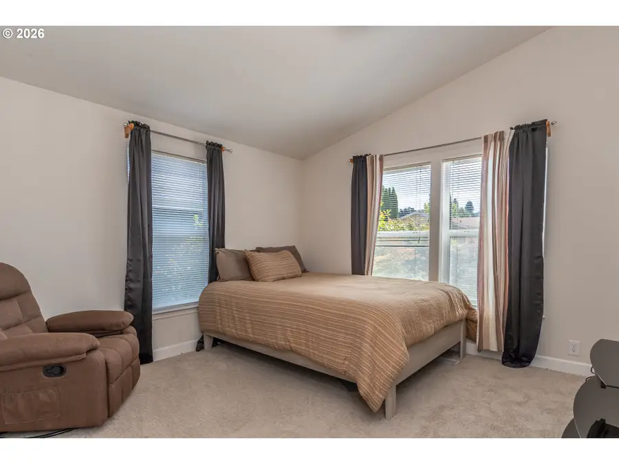164 Jacob Hale Way, Roseburg, OR 97471 - #3