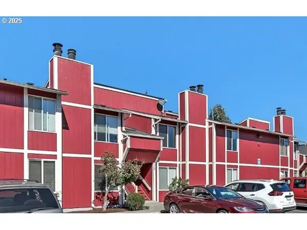 1470 SE Walnut St #210, Hillsboro, OR 97123