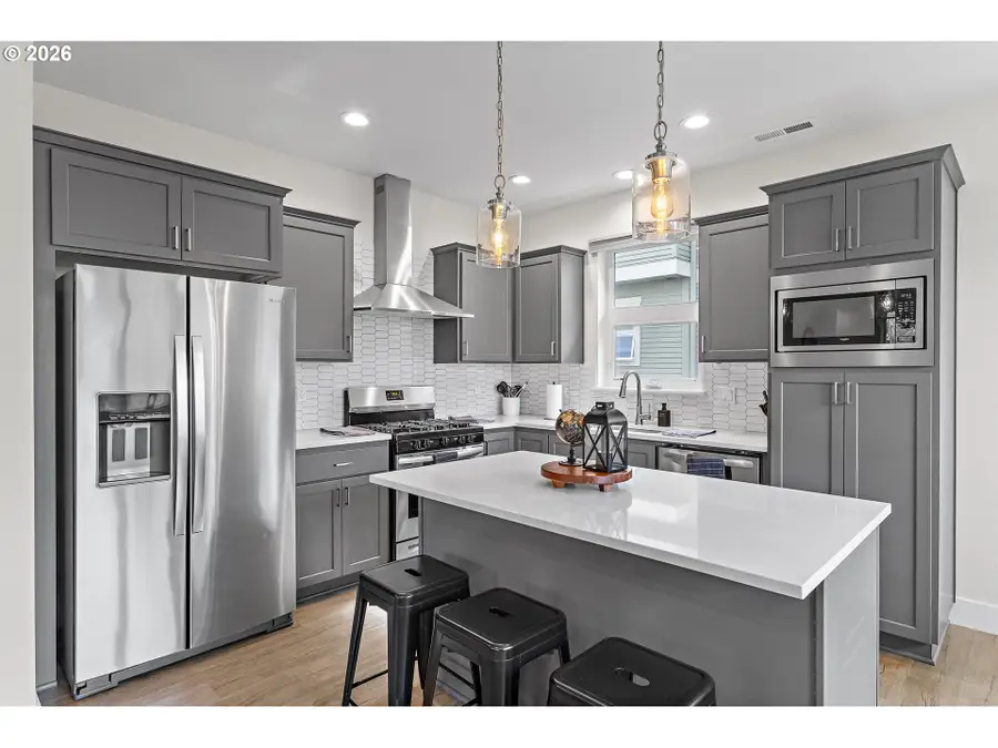 11367 SW Capitol Hwy, Portland, OR 97219 - #2