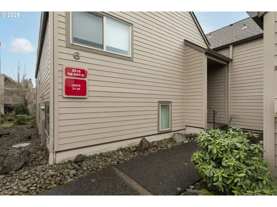 2516 SE Baypoint Dr #U34, Vancouver, WA 98683 - #2