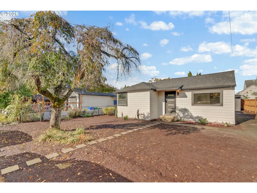 7441 SE Rural St, Portland, OR 97206 - #3