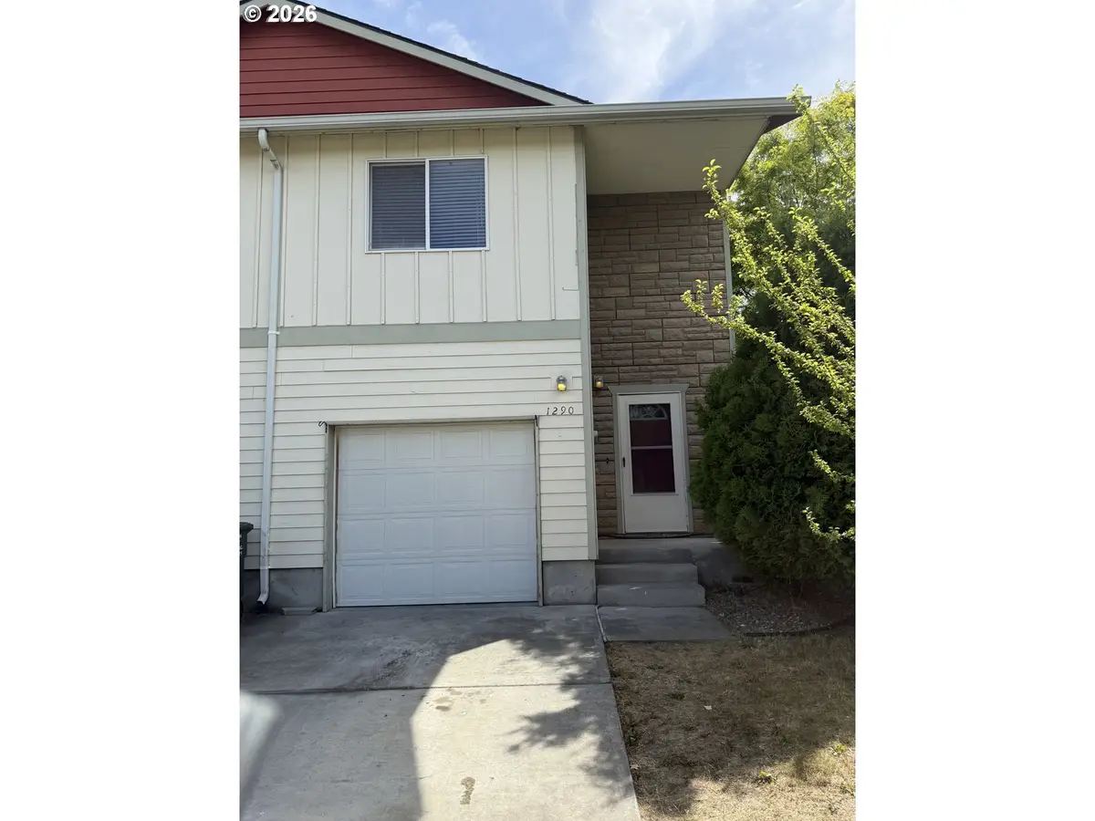 1290 SW 12th St, Pendleton, OR 97801 - #1