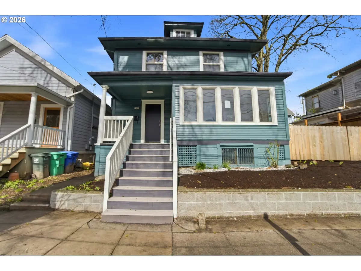 1421 SE Pine St, Portland, OR 97214 - #1