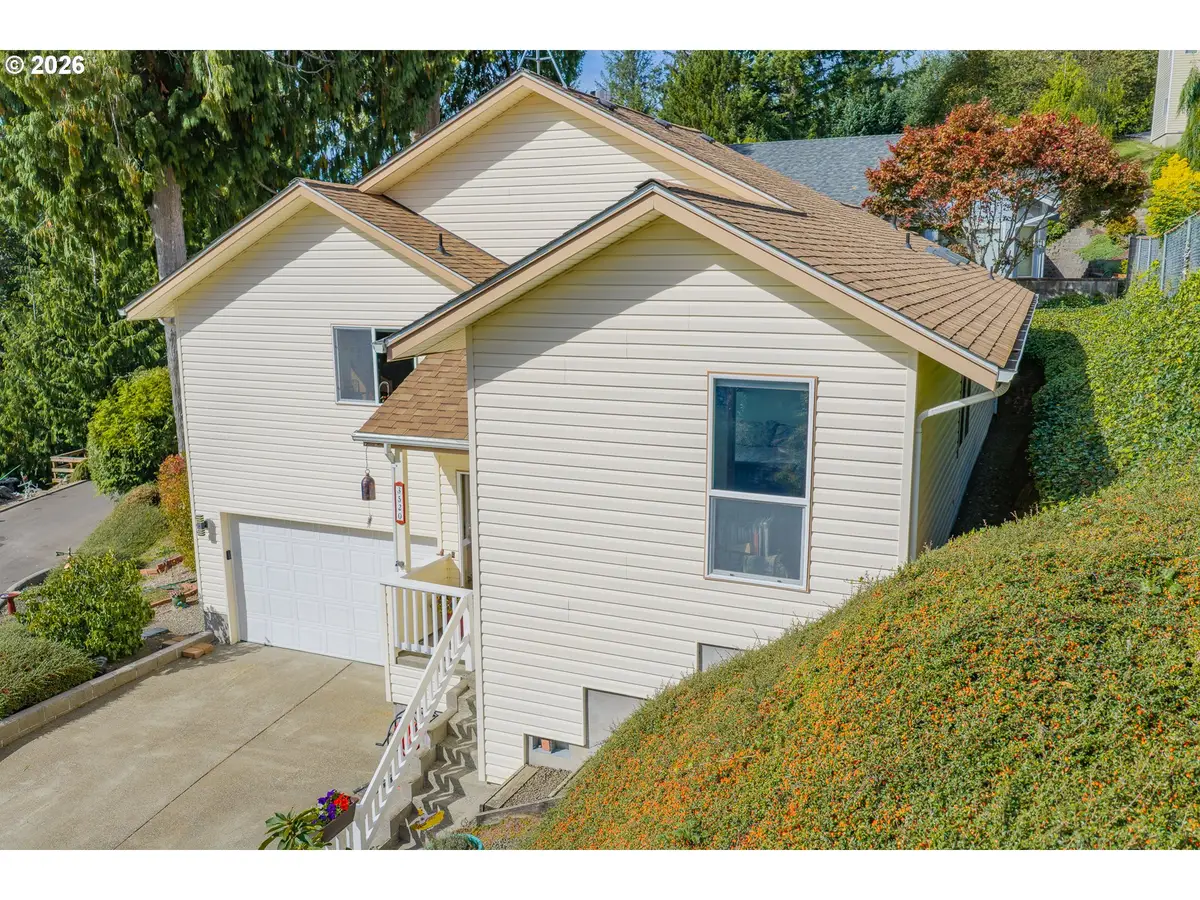 3520 Ocean View Dr, Florence, OR 97439 - #1