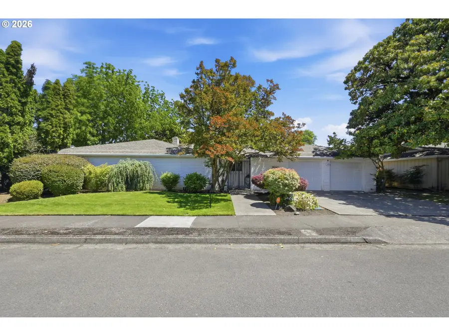1665 Adkins St, Eugene, OR 97401 - #3