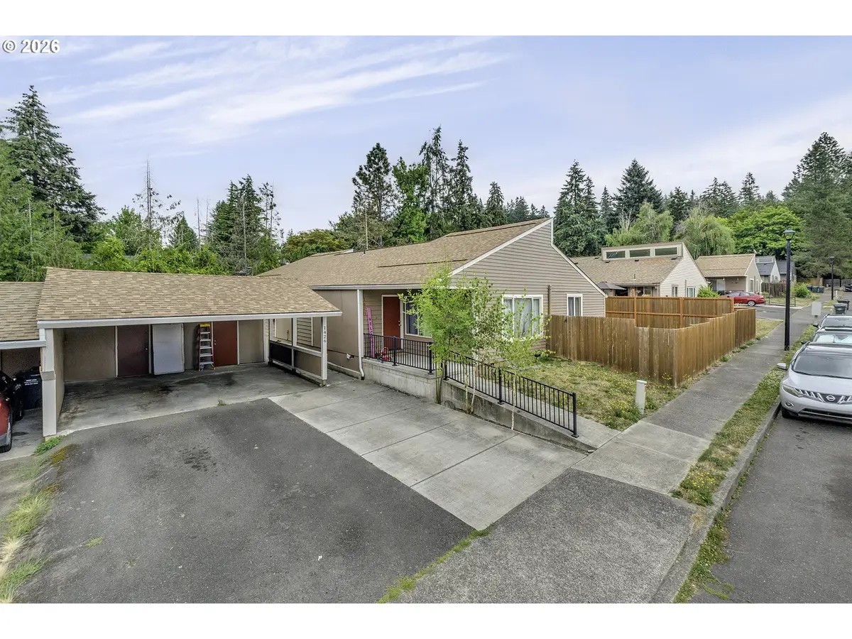 1426 Village Park Pl, West Linn, OR 97068 - #1