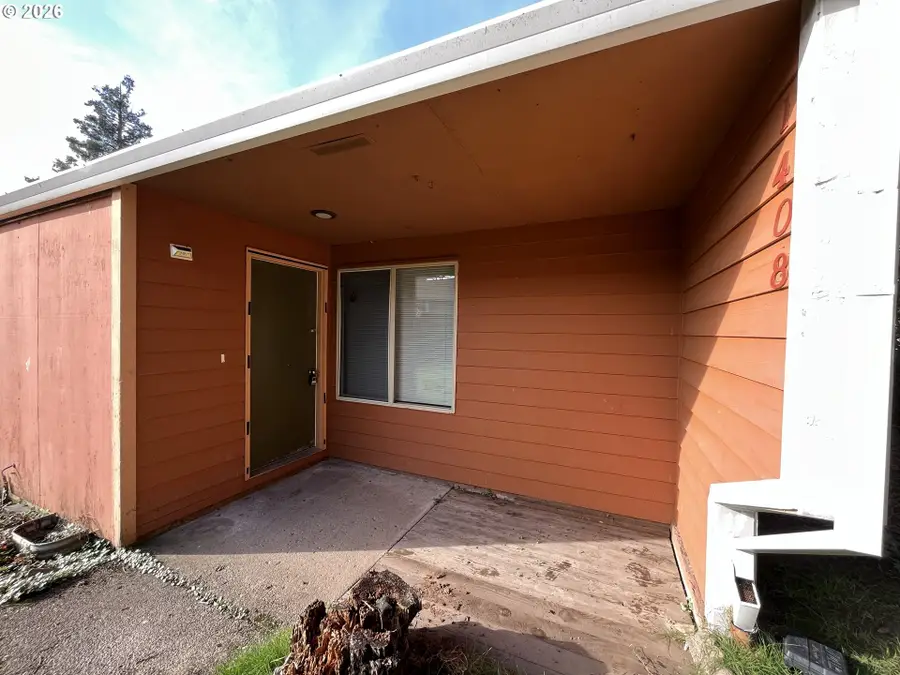 1426 Village Park Pl, West Linn, OR 97068 - #2