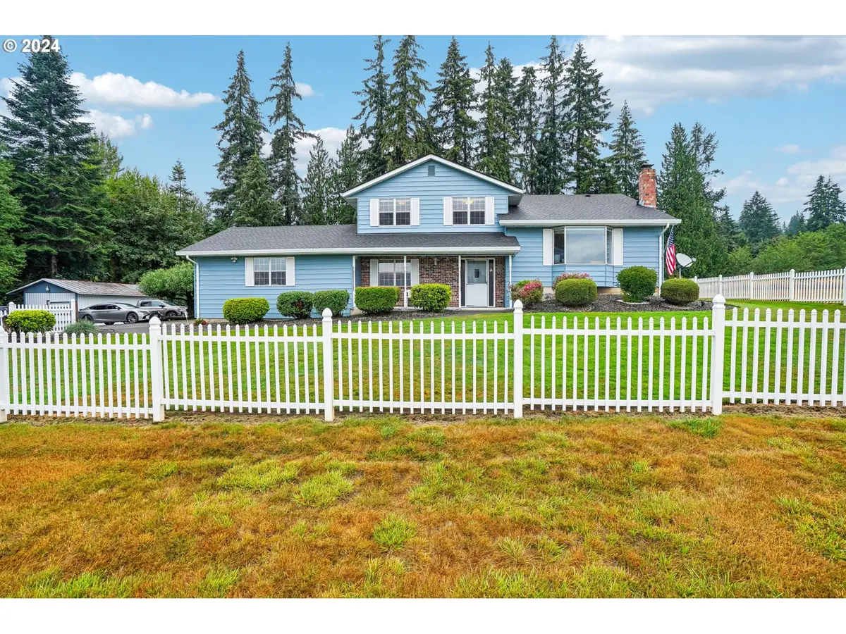 2032 W Dove Ave, La Center, WA 98629 - #1