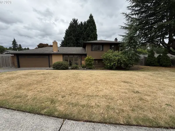 11530 SW Tigard Dr, Portland, OR 97223