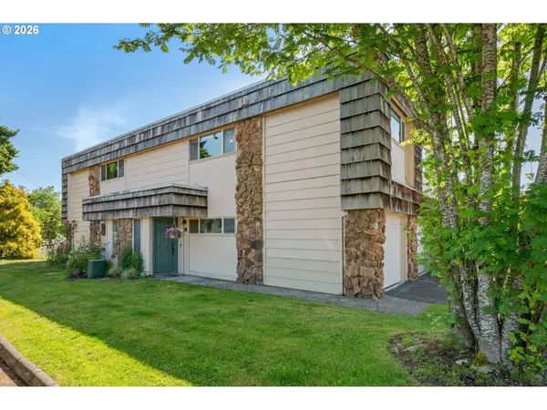2727 Gateway St #18, Springfield, OR 97477