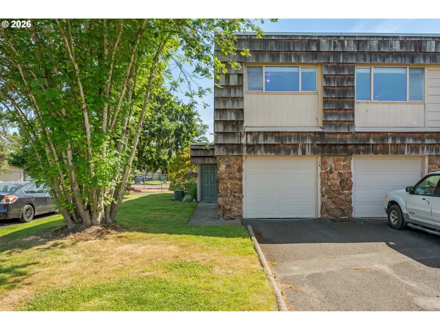 2727 Gateway St #18, Springfield, OR 97477 - #2