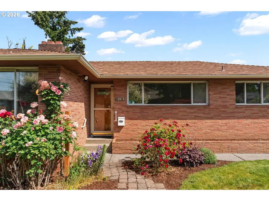 10919 SE Mill Ct, Portland, OR 97216 - #3