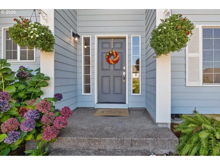 1824 NW Olivia Cir, Albany, OR 97321 - #2