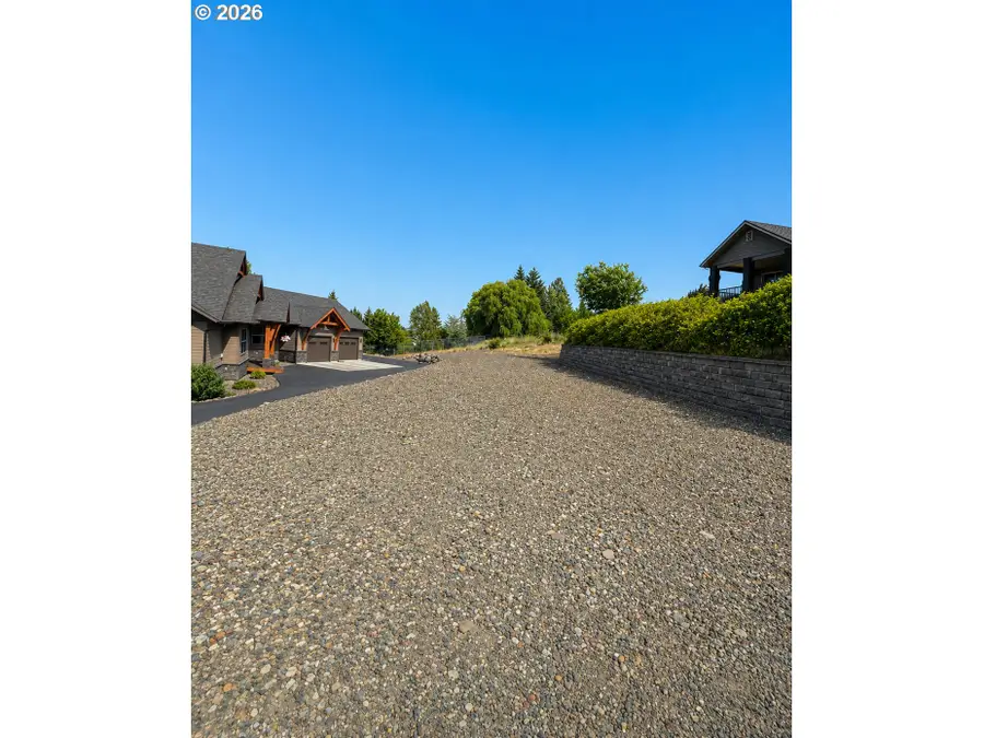 119 Ridge Dr, La Grande, OR 97850 - #3