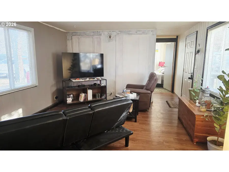 1809 26th St #105, La Grande, OR 97850 - #3