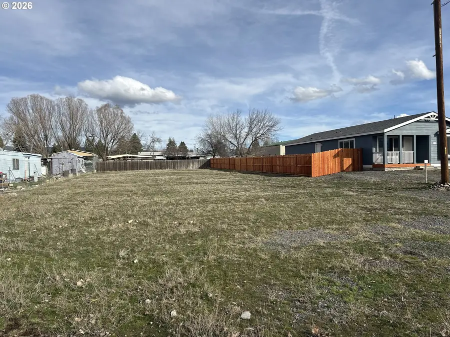 Hall St, Prairie City, OR 97869 - #2