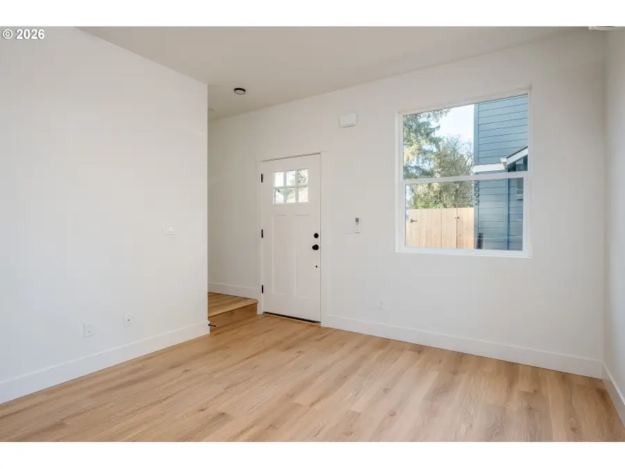 12090 SE Market St, Portland, OR 97216 - #2