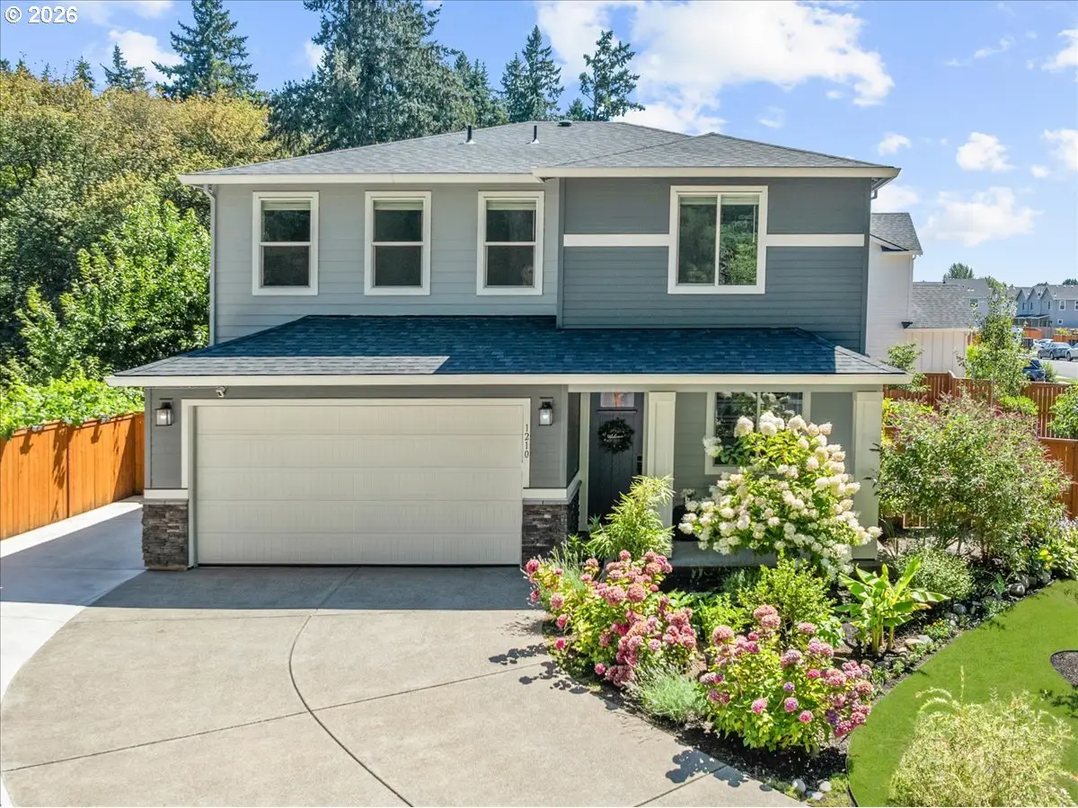 1210 N Sycamore St, Canby, OR 97013 - #1