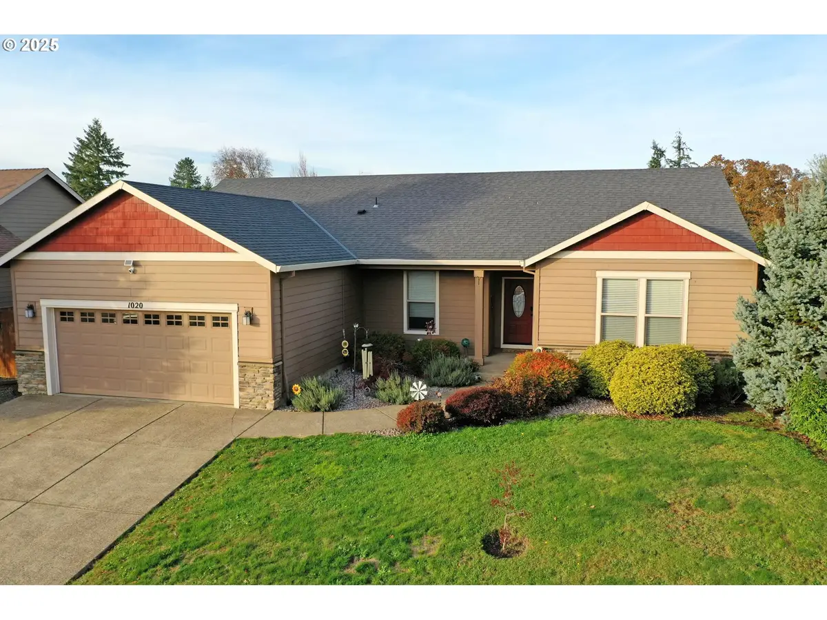 1020 E 4th St, Yamhill, OR 97148 - Image #1