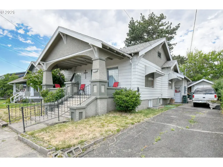 607 SW Court Ave, Pendleton, OR 97801 - #2