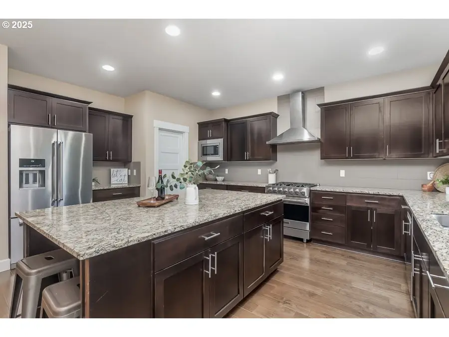 8070 SW 195th Ave, Beaverton, OR 97007 - Image #3