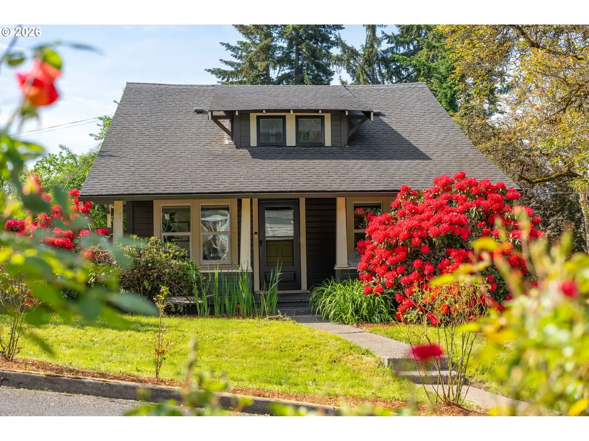 608 SW Orchid St, Portland, OR 97219 - #1