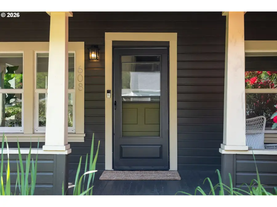 608 SW Orchid St, Portland, OR 97219 - #2