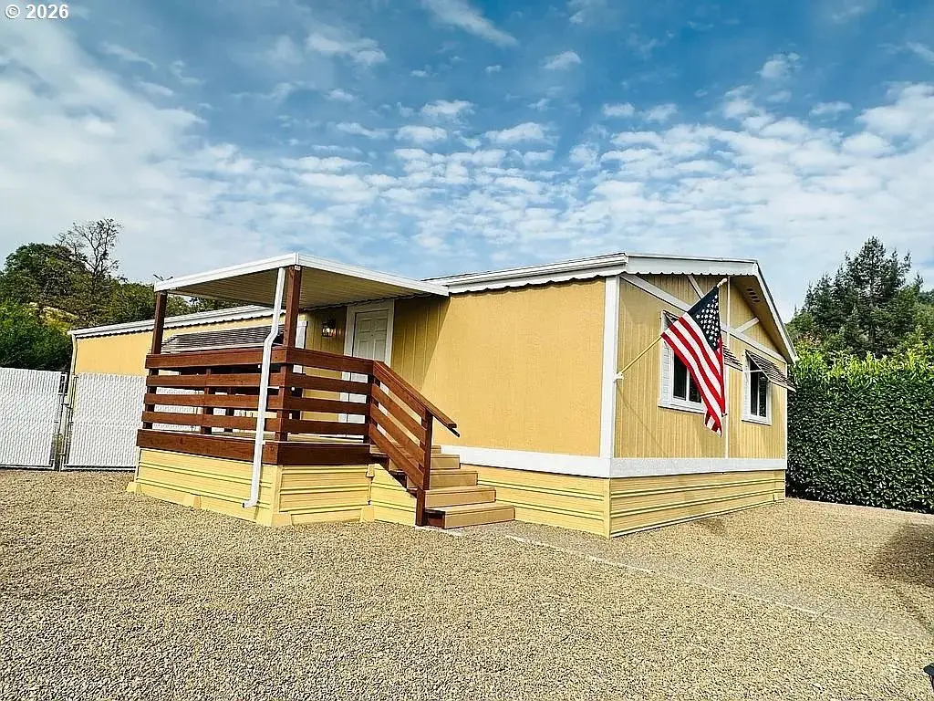 1014 Shadow Ranch Ln, Roseburg, OR 97470 - #1
