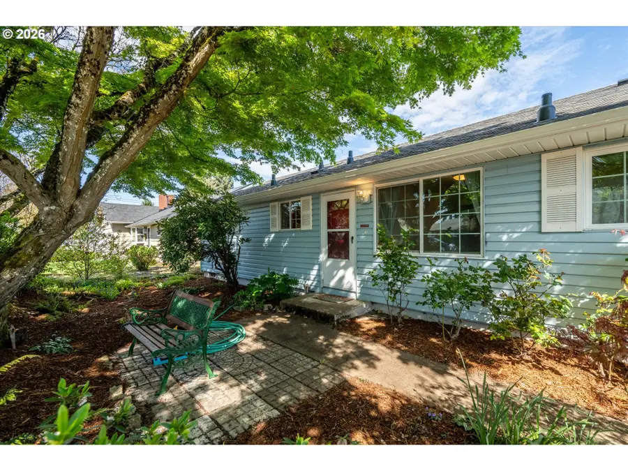 196 Hayden Bridge Way, Springfield, OR 97477 - #2