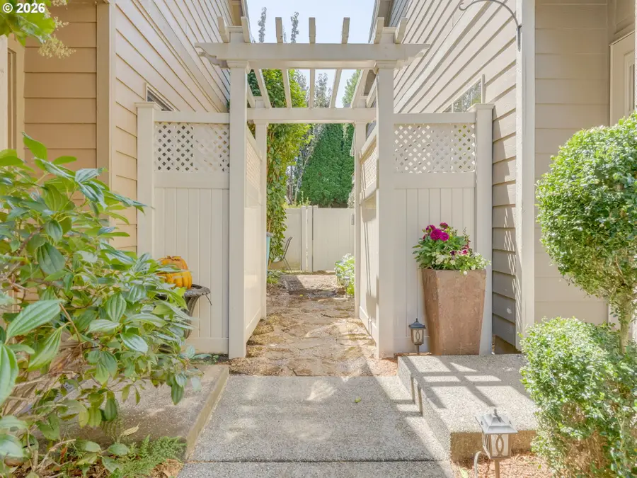 8015 NE 61st St, Vancouver, WA 98662 - #2