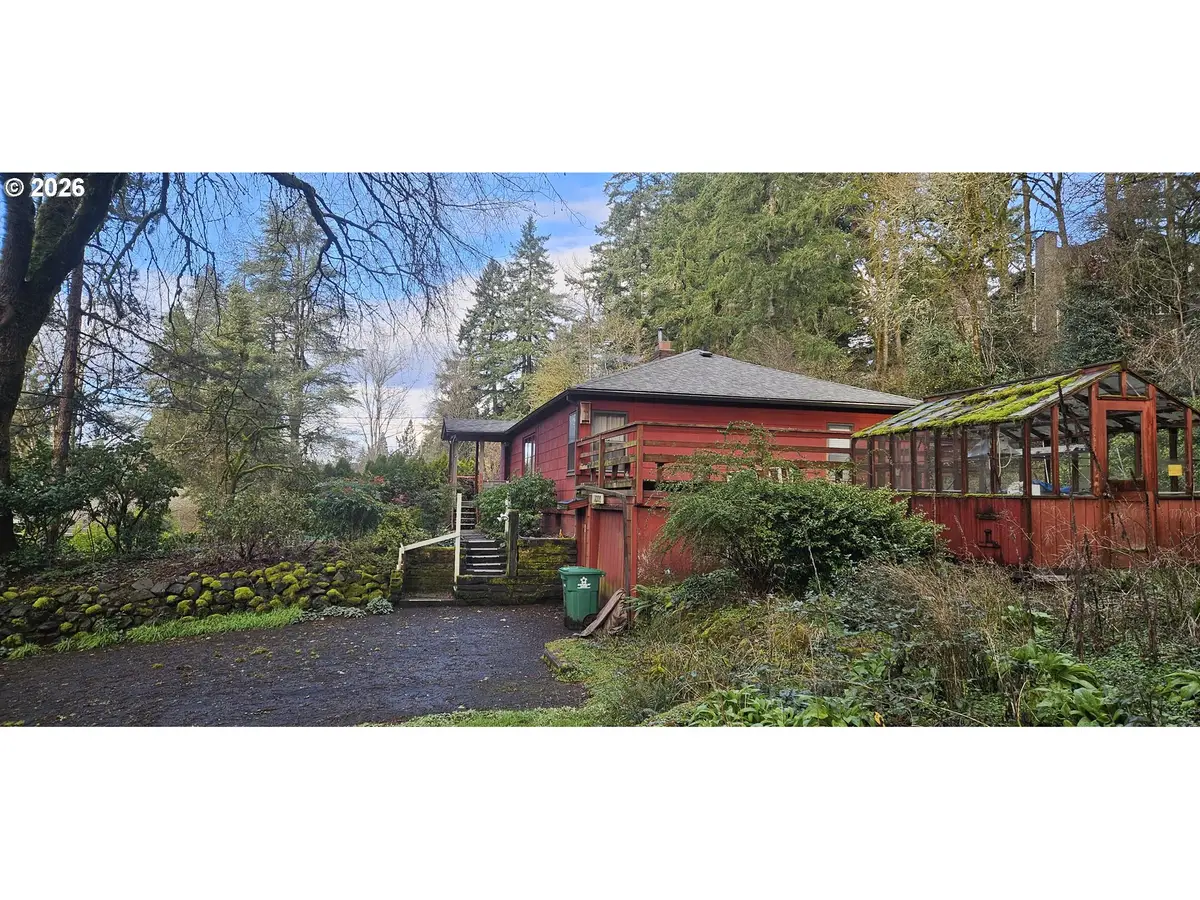 18300 Bryant Rd, Lake Oswego, OR 97034 - #1