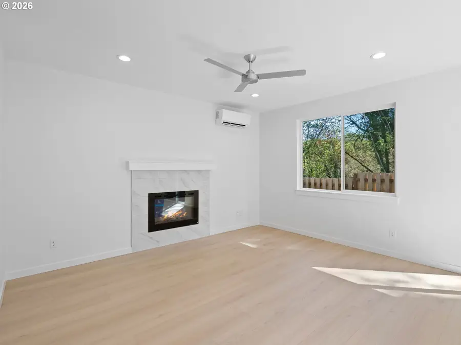 2260 NE 207th Pl, Fairview, OR 97024 - #3