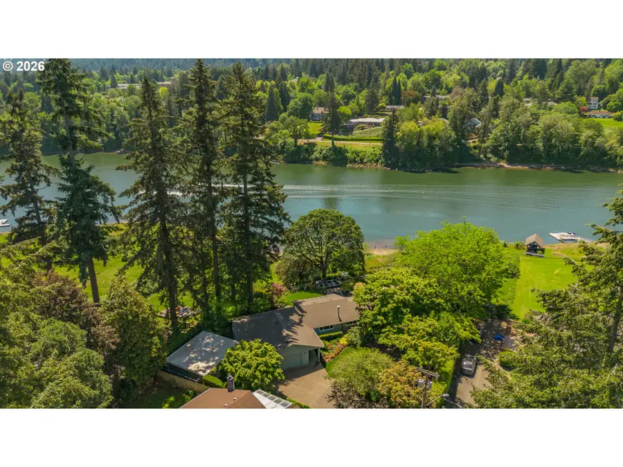 1250 SE River Forest Ln, Milwaukie, OR 97267 - #2
