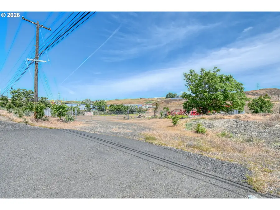 1150 Airport Rd, Pendleton, OR 97801 - #2