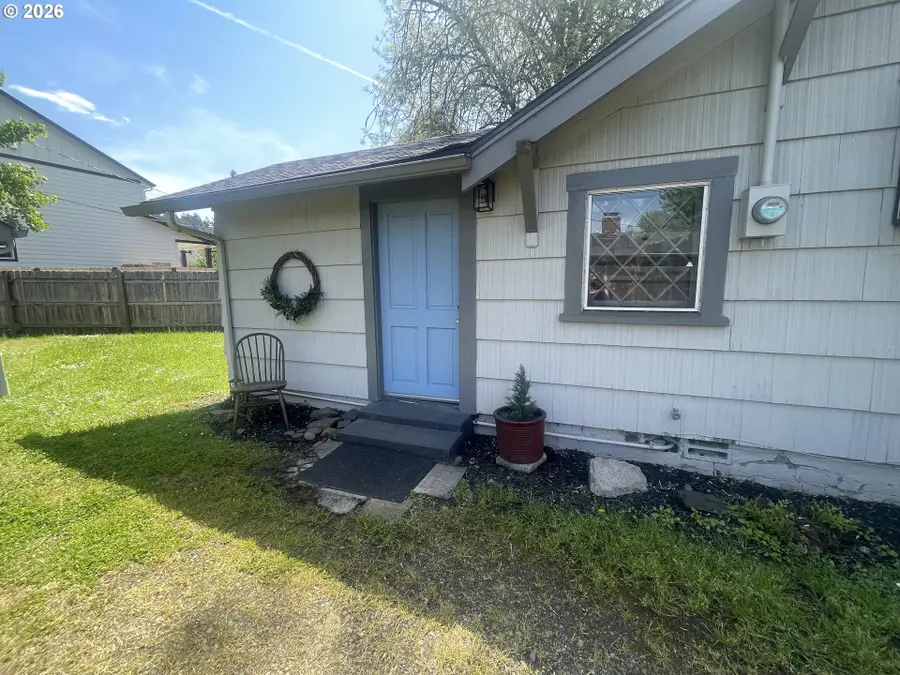 3621 E Amazon Dr, Eugene, OR 97405 - #3