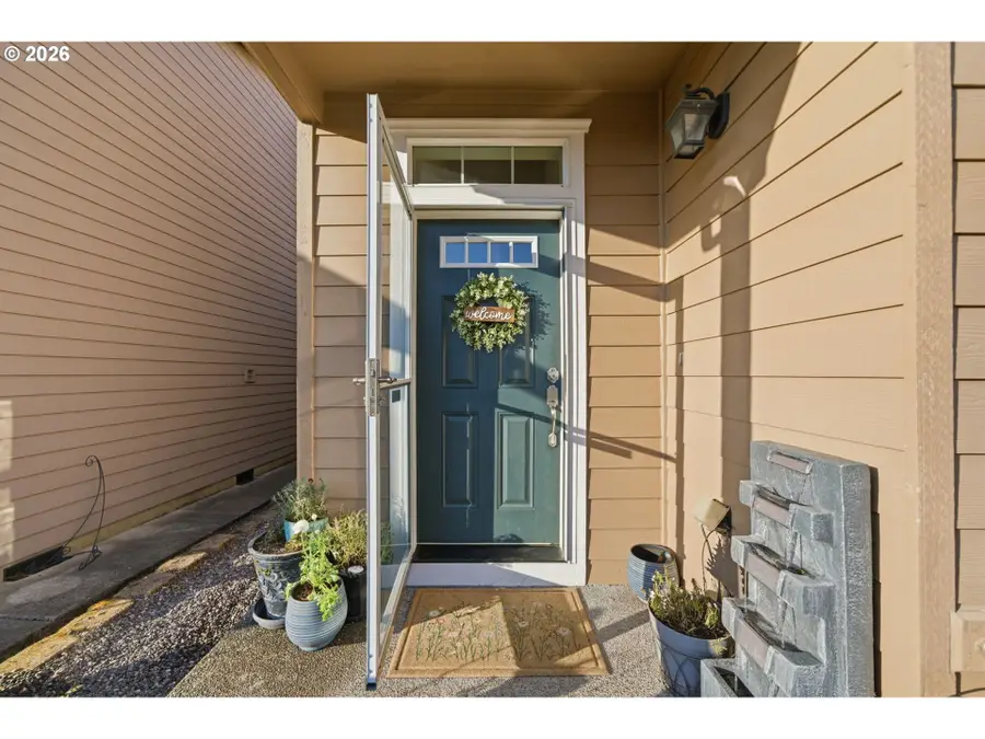 5475 L St, Washougal, WA 98671 - #2