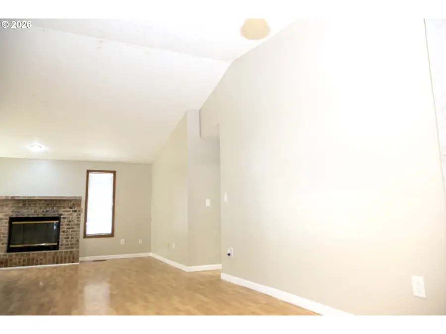 3522 SE 68th Ave, Portland, OR 97206 - #2