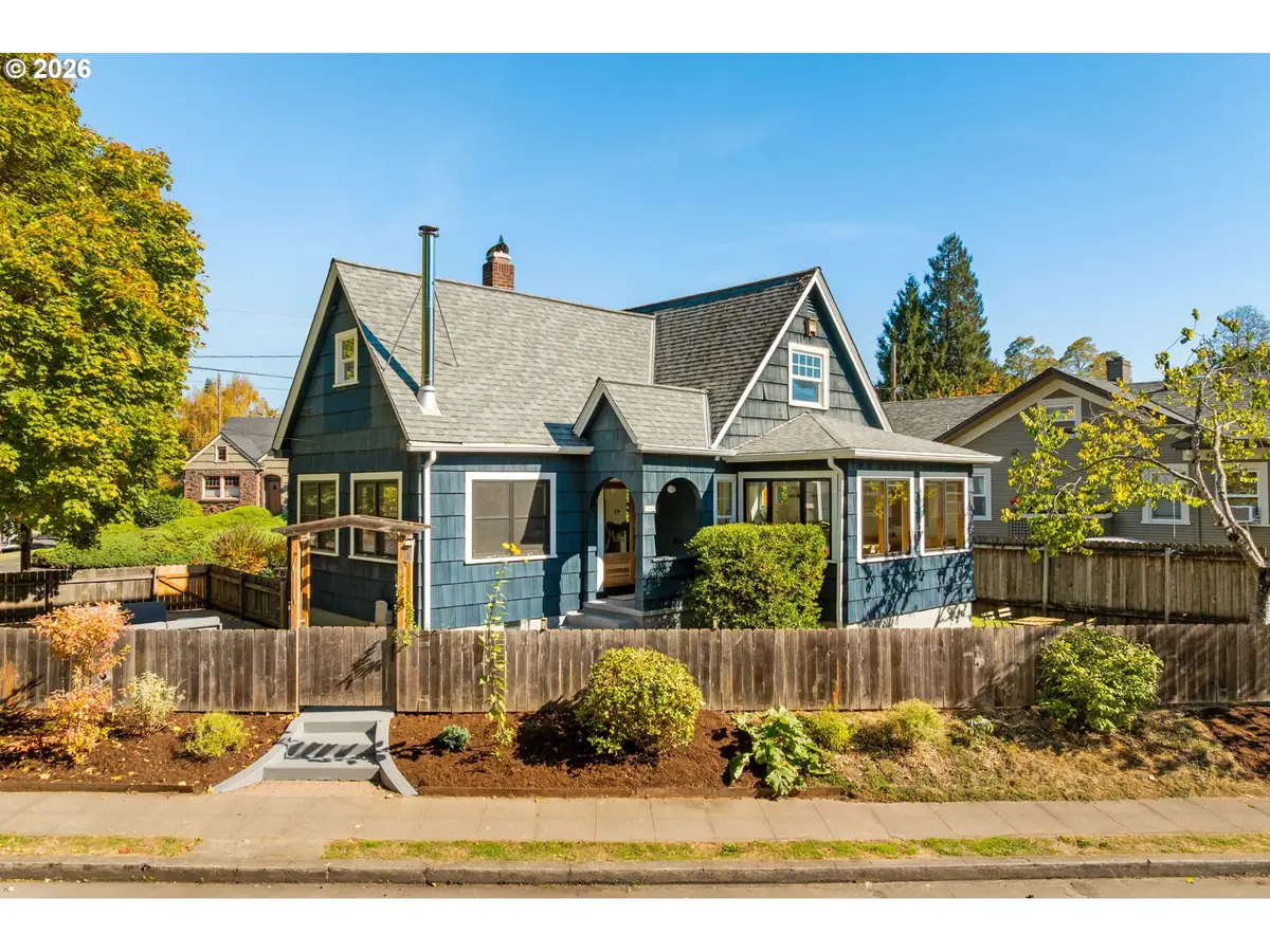 3860 N Melrose Dr, Portland, OR 97227 - #1