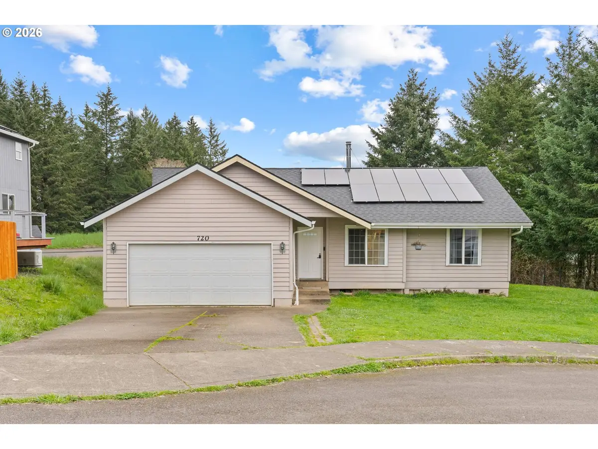 720 SW Pioneer Ct, Willamina, OR 97396 - #1